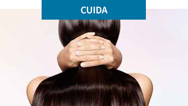 La imagen de fondo muestra a una mujer de espaldas luciendo su cabello largo. Productos Satinique, limpia y acondicionan tu cabello.